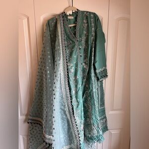 Suffuse by Sana Yasir Teal Green Embroidered 3-Piece Suit Size M